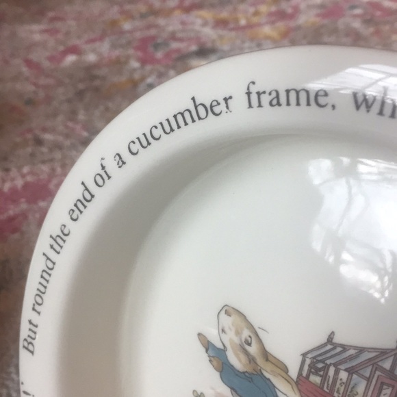 Vintage Peter Rabbit Dish, a Beatrix Potter Design - Picture 3 of 9